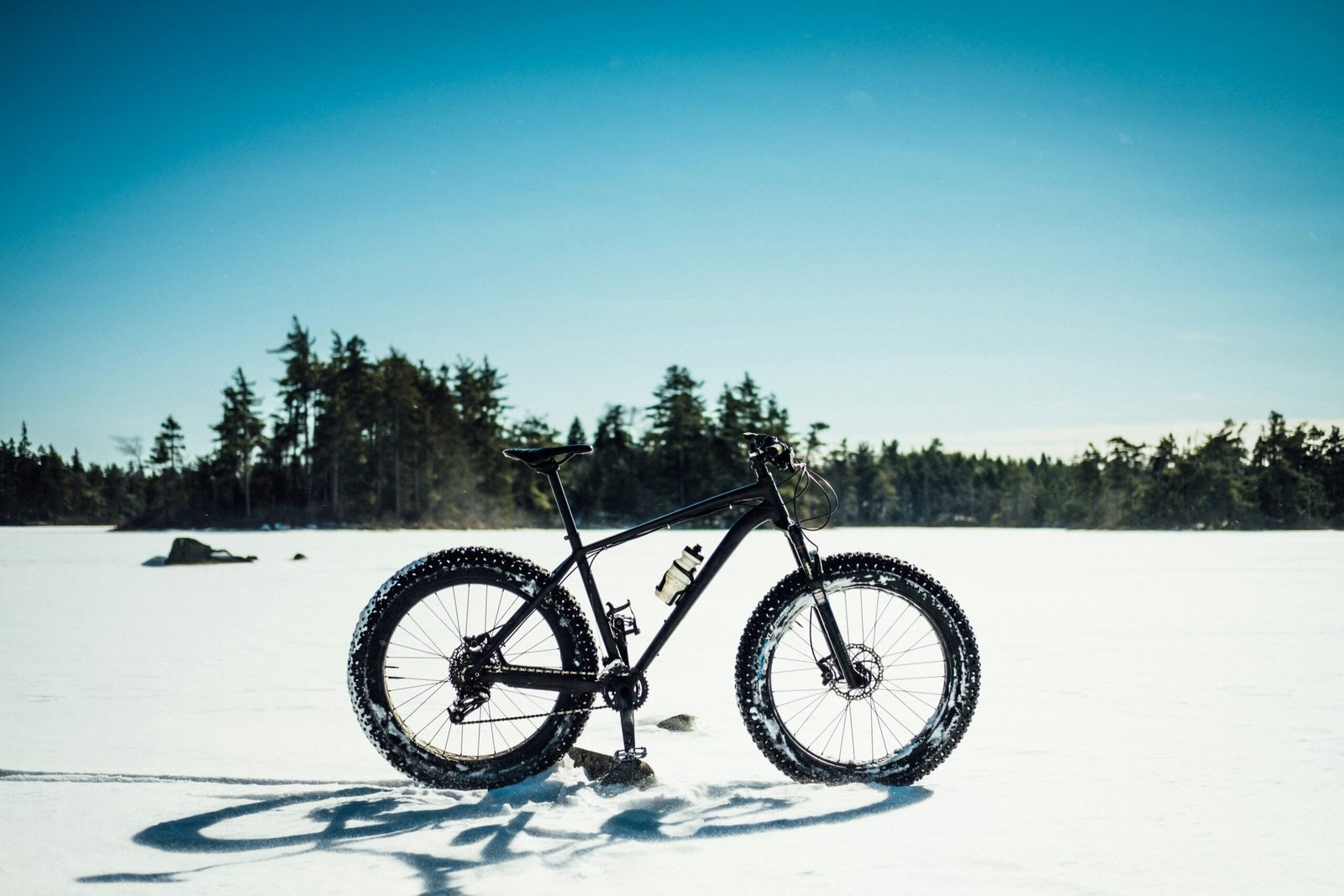Red Fatbike E-Bike Review: 21-Gear Electric MTB Guide