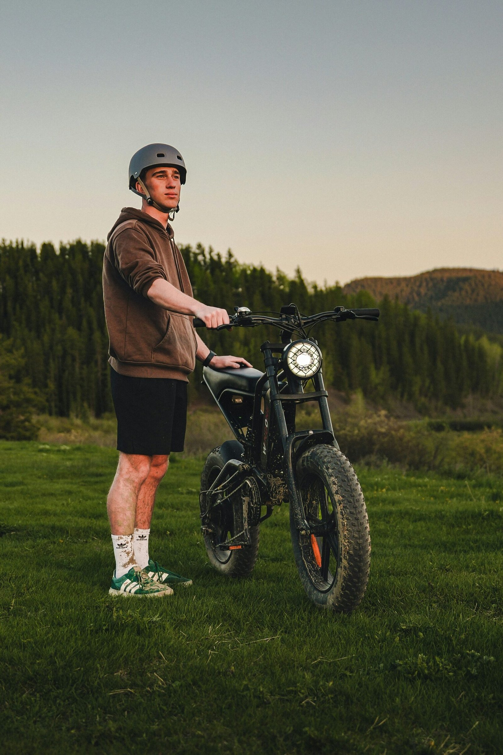 6000W Max Speed 45MPH Dual Motor Electric Bike for Adults,60V 1200Wh Removable Battery with Fat Tire Up to Miles Range with Full Suspension All Terrain Ebike for Men Women PU364